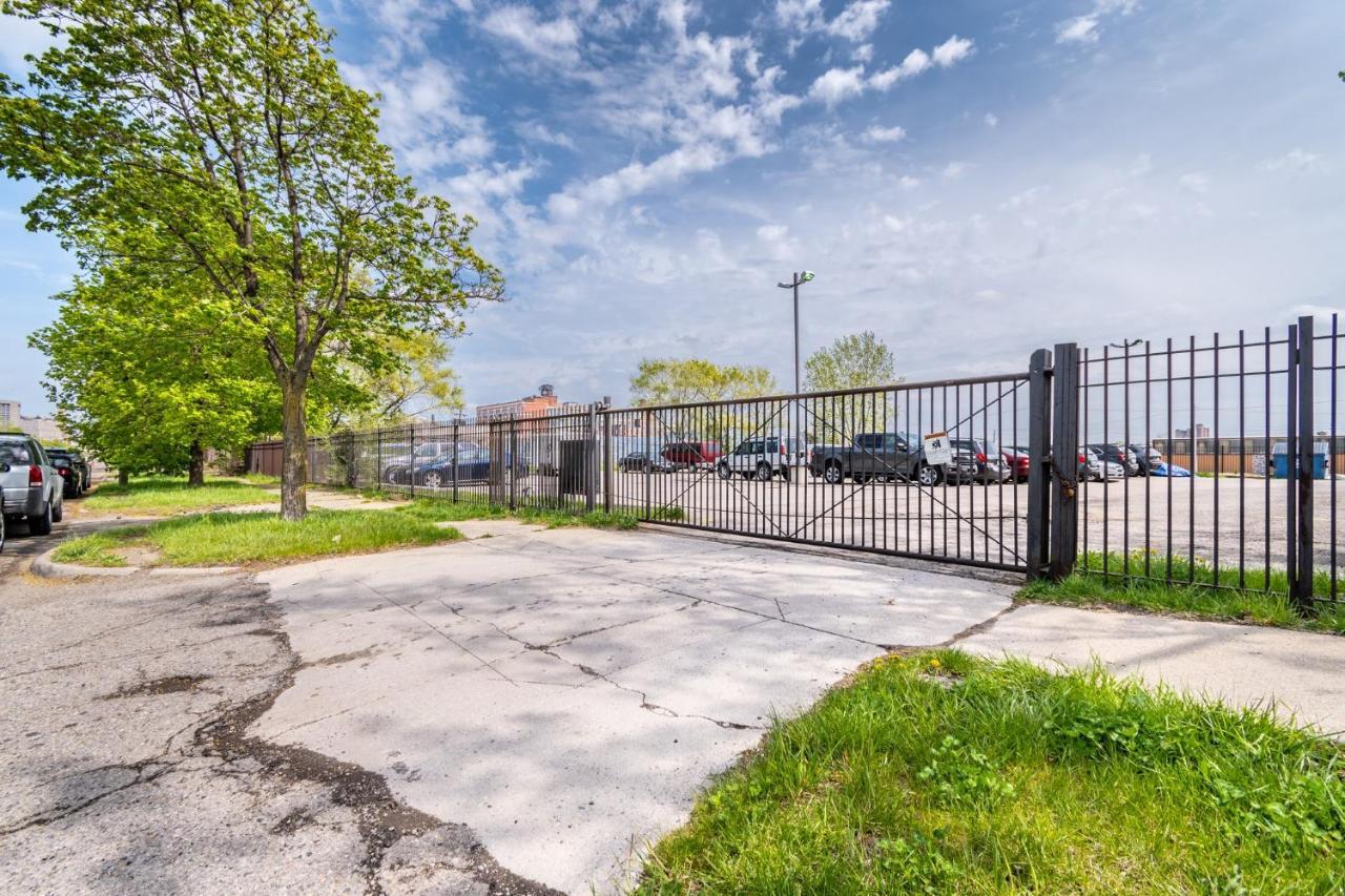 Appartamento 420 Friendly Skyline View Downtown Loft Free Parking Detroit Esterno foto